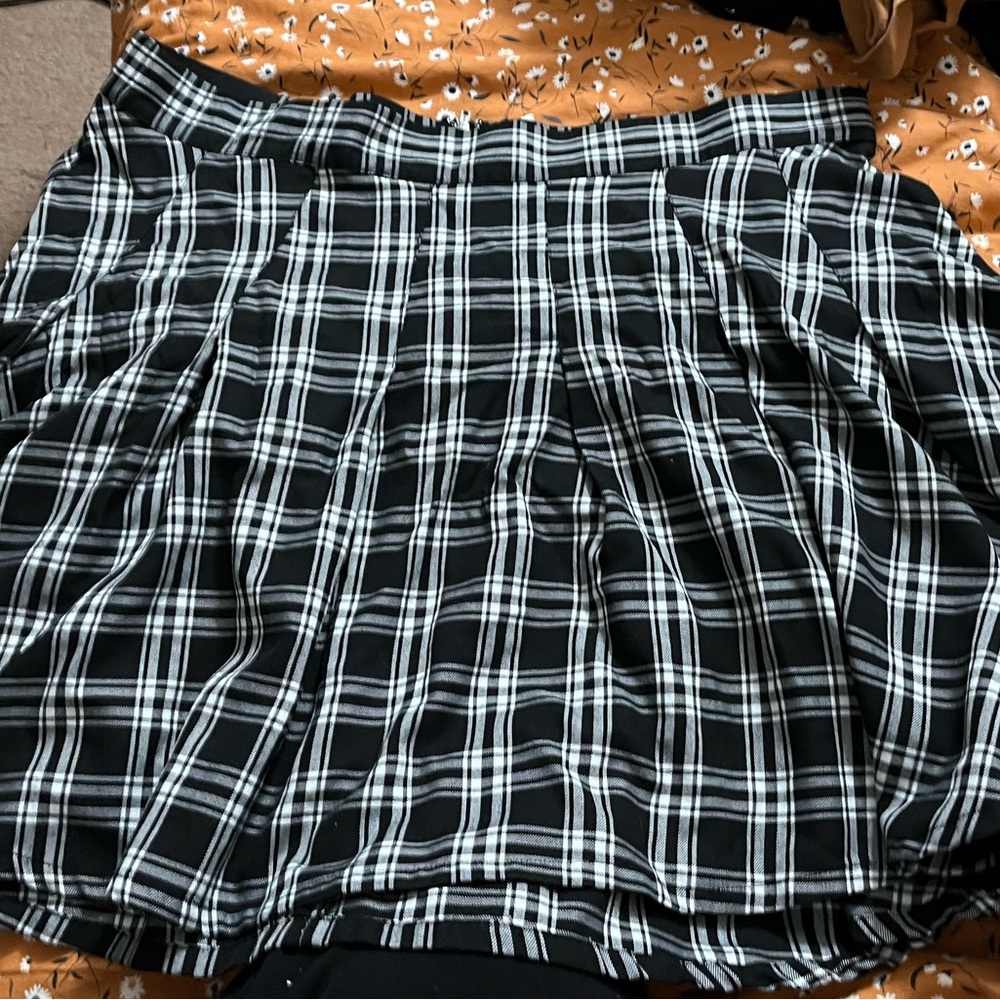 TORRID: black plaid skater skirt 3x